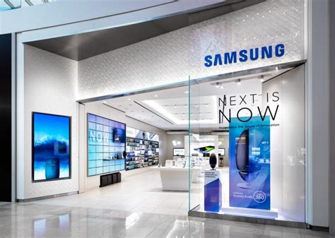 Samsung 三星专卖店设计 – 米尚丽零售设计网 MISUNLY- 美好品牌店铺空间发现者