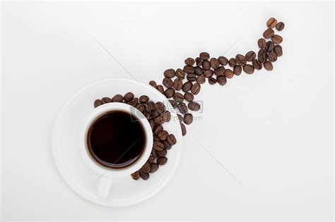 饮料咖啡咖啡豆桌子摆放摄影图配图高清摄影大图-千库网