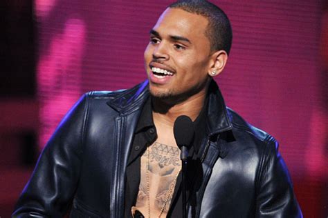 Chris Brown Wins Best R&B Album at 2012 Grammy Awards