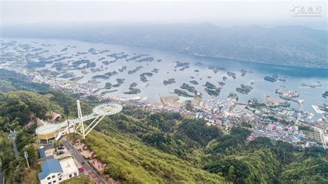 漂浮空中的巨大岛屿中国仙岛湖有座天空之城 - 图说世界 - 龙腾网