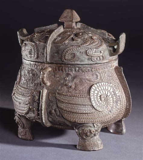 西汉时期青铜鍑高清图片下载_红动中国