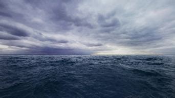 海上风暴海上暴风雨视频素材,其它视频素材下载,高清2560X1440视频素材下载,凌点视频素材网,编号:126988