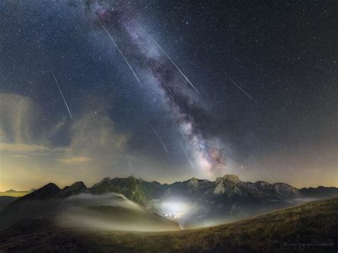 世界上最壮观的流星雨! 20万颗流星划过地球
