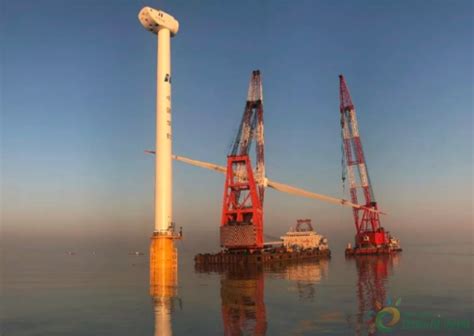 300MW！江苏连云港灌云海上风电项目首台机组安装完成-国际风力发电网