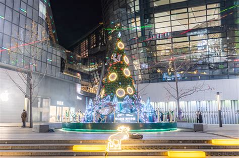 济南恒隆广场开启圣诞季 冬日献礼与您一启心意-齐鲁晚报·齐鲁壹点