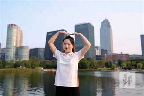 祝福祖国，情系家乡！奥运冠军杨倩成为“鄞州形象推广大使”|界面新闻