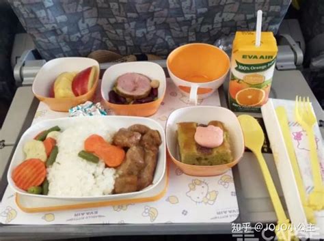 飞机上的餐是免费吗？ - 知乎