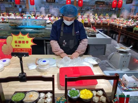 【抗击疫情 海港在行动】在家吃出“堂食”感！秦皇岛市饭店餐饮企业“年夜饭大礼包”请查收～_澎湃号·政务_澎湃新闻-The Paper