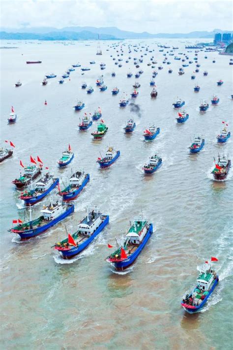 浙江舟山：千舟竞发赴渔场-人民图片网