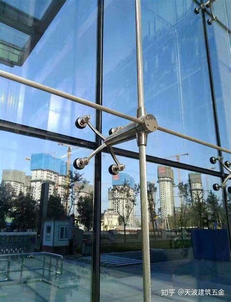 玻璃幕墙使用的不锈钢驳接爪安装方法详解 - 知乎