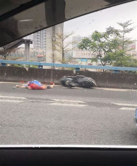 突发！东莞发生惨烈车祸，一人当场身亡！_事故