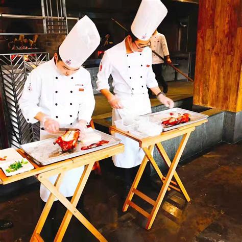 北京四季民福烤鸭店设计 新体验新升级-會所资讯-上海勃朗空间设计公司