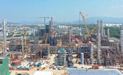 安徽安庆：石化炼油转化工结构调整项目施工正酣-人民图片网