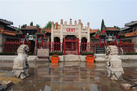 济宁济宁是一座历史古城，运河文化底蕴深厚