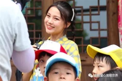 《童心看世界》第六期——24位小童星们来到始建于明朝的中国历史文化名村“安义古村”_选手