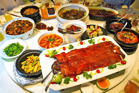 一年一会，中国人的家宴传承-新华网