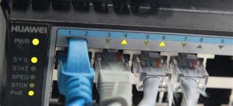 24口网络配线架，如何与48口交换机配合使用 - 南京弱电工网络科技