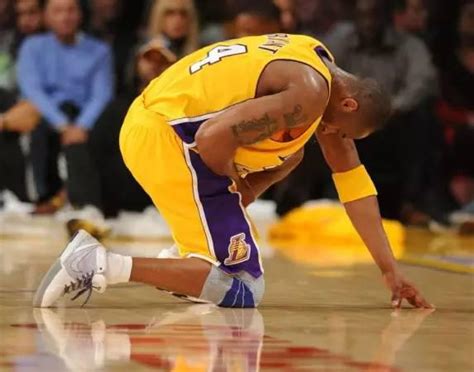 NBA：盘点被跟腱撕裂毁掉的6大球星|跟腱|科比|赛季_新浪新闻