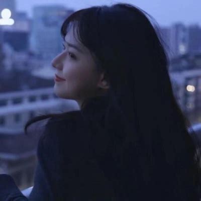 非主流蓝色唯美头像女生