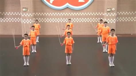跳绳教学系列——如何学会并脚跳短绳？
