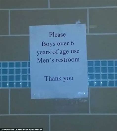 男童进女厕引发的思考，专家称应增设更多家庭厕所。-展会新闻