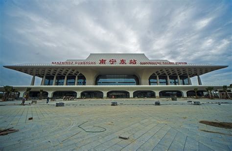 新鲜直达！2023年“南宁—南京”荔枝专机航线正式开通-广西新闻网