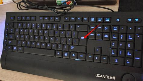 DEL是什么键，在键盘哪里的