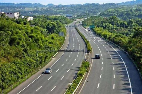 中国最长的高速公路是哪条(中国最长高速公路隧道) - 闪电鸟