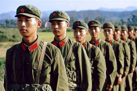 解放军这80年来更换的军帽：哪一款你最喜欢-北京时间