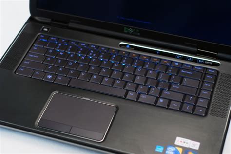 戴尔笔记本电脑键盘背光灯怎么开？