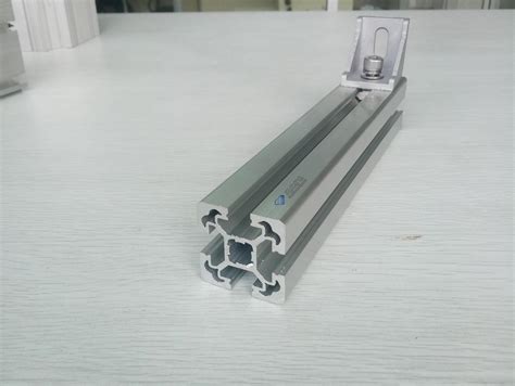 固定铝型材流水线支架常见的几种方式-苏州百益能铝业科技有限公司