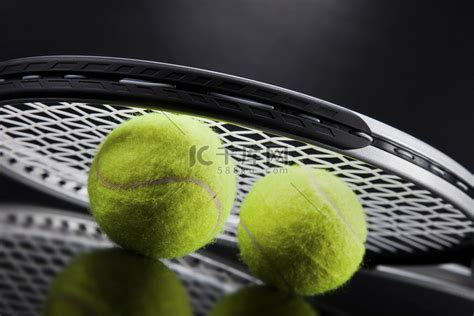 一套网球。高清摄影大图-千库网