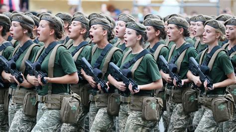 专家： 顿巴斯前线乌军女兵人数不断增加 - 2024年3月1日, 俄罗斯卫星通讯社