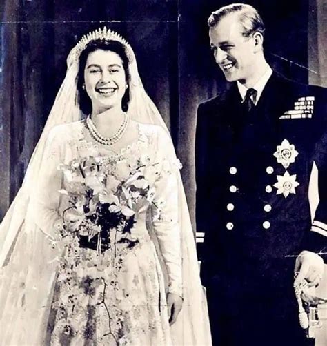 英国女王婚姻也有很多瑕疵，她到底看上王夫哪点_手机新浪网