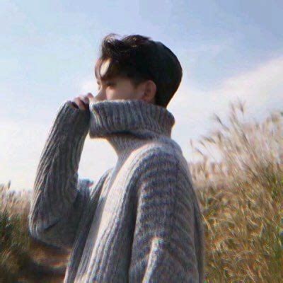 15岁小哥哥照片图片 15岁小哥哥照片图片