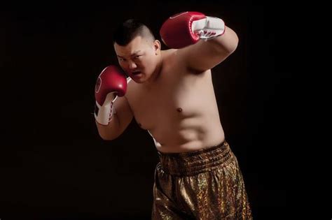 中国年度最佳重量级拳手揭晓，亚洲泰森张君龙无悬念当选__凤凰网