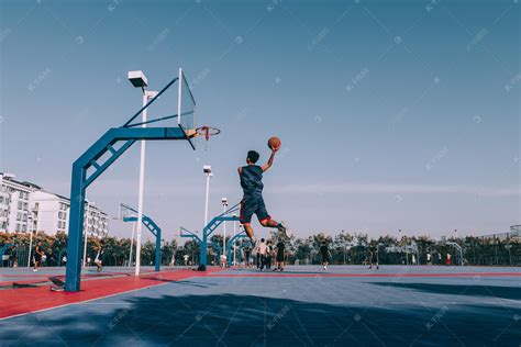 篮球运动员高清图片下载-正版图片501497630-摄图网