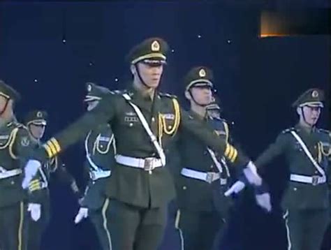 军旅舞蹈《跨越 》～总政歌舞团——土豆视频