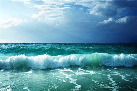 海浪图片_海滩上的海浪素材_高清图片_摄影照片_寻图免费打包下载