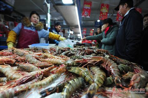 探访青岛海鲜大市场 实拍青岛8种大虾价格|青岛|大虾|海鲜_新浪新闻