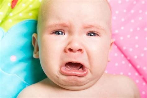 婴儿爱哭是什么原因（宝宝总是哭闹怎么办）-幼儿百科-魔术铺