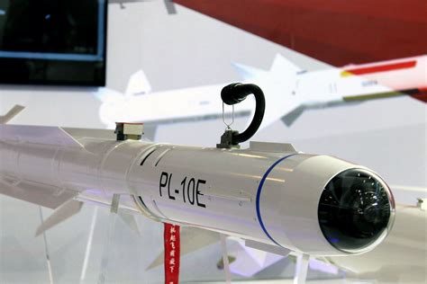 中国成功试射“高超音速飞行器”！何为“高超”引起网友广泛争议_凤凰网