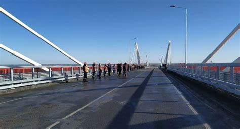 俄中布拉戈维申斯克-黑河界河公路大桥俄方段全部竣工 预计明年春季开通 - 俄罗斯卫星通讯社