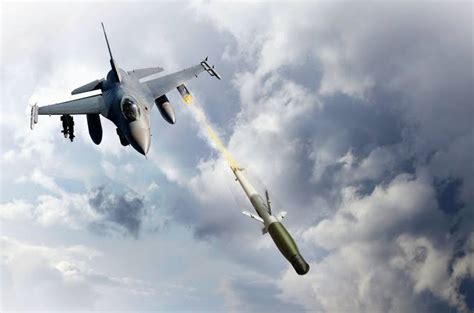 美空军试验用F16战机发射火箭弹拦截巡航导弹_手机新浪网