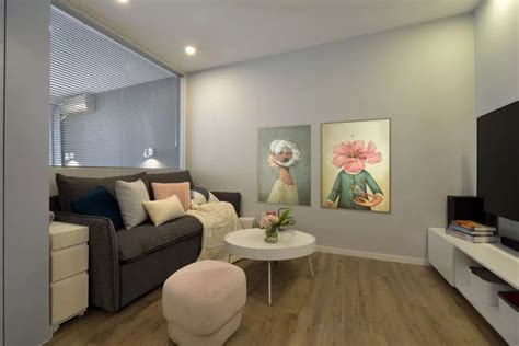 5万全包110平小客厅木地板设计效果图_别墅设计图