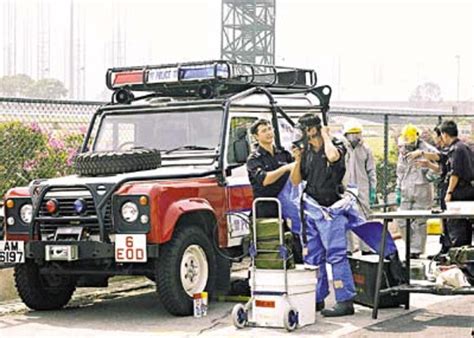 历史上的今天7月2日_1990年香港黑市地盘劳工与警务人员对峙[来源请求]。