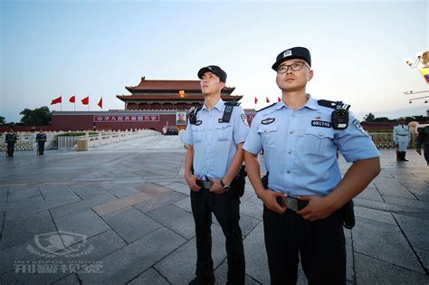 @中国警方在线 @北京发布 @平安北京 @微博旅游 @新浪旅游 《网红敖翔