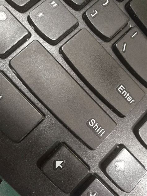 电脑键盘上哪个键是中英文切换的-百度经验