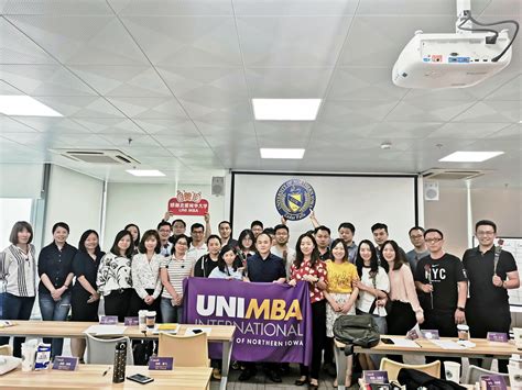 上海在职MBA_父亲永远是孩子最好的榜样-美国北爱荷华大学