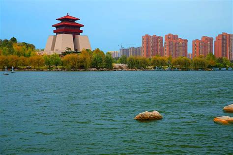 山东枣庄东湖公园中兴阁冬季美景,水景区,旅游景点,摄影素材,汇图网www.huitu.com